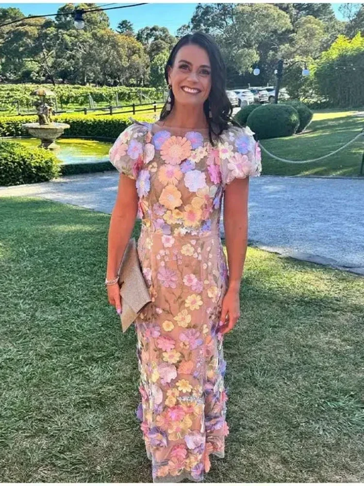 Embroidery Zara - Robe imprimée brodée de fleurs pour