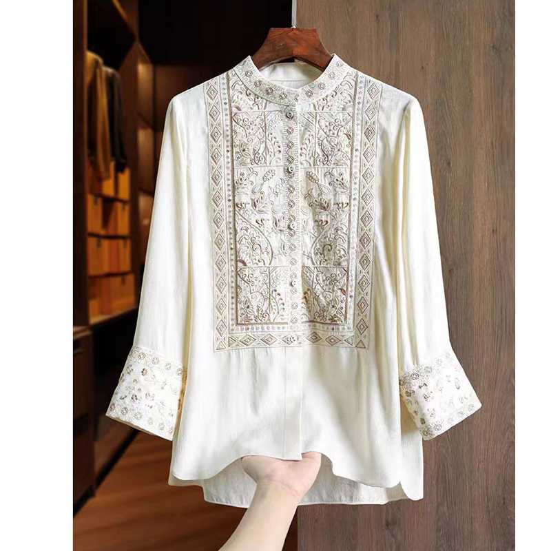 Embroidery Men Shirt - Chemisier d'été en soie et rayonne,