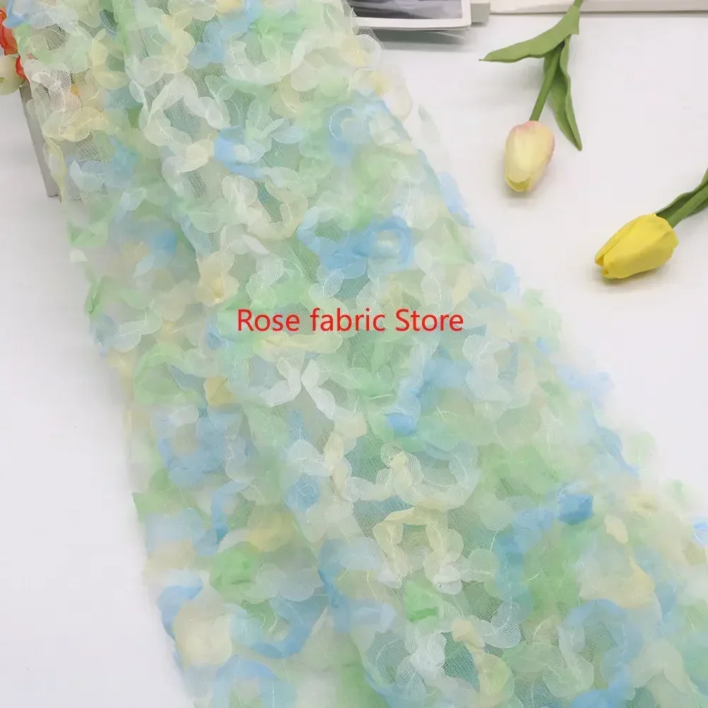 Tissu en mousseline dégradée a - Embroidery Roses avis et prix