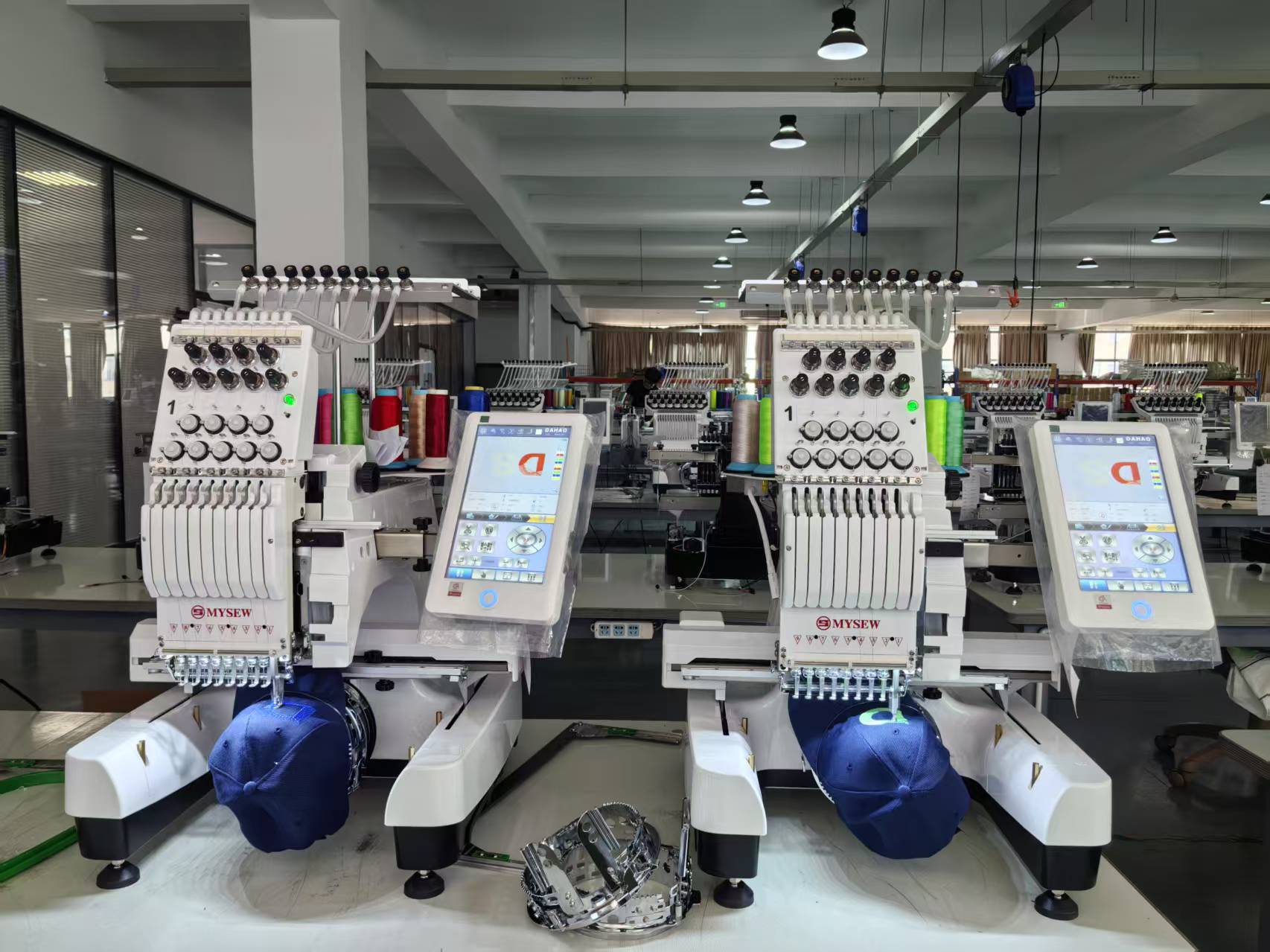 Machine à broder industrielle  - Embroidery Machine avis et prix