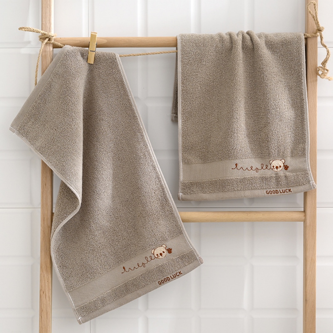 Serviette en coton pour enfant - Embroidery Towel avis et prix
