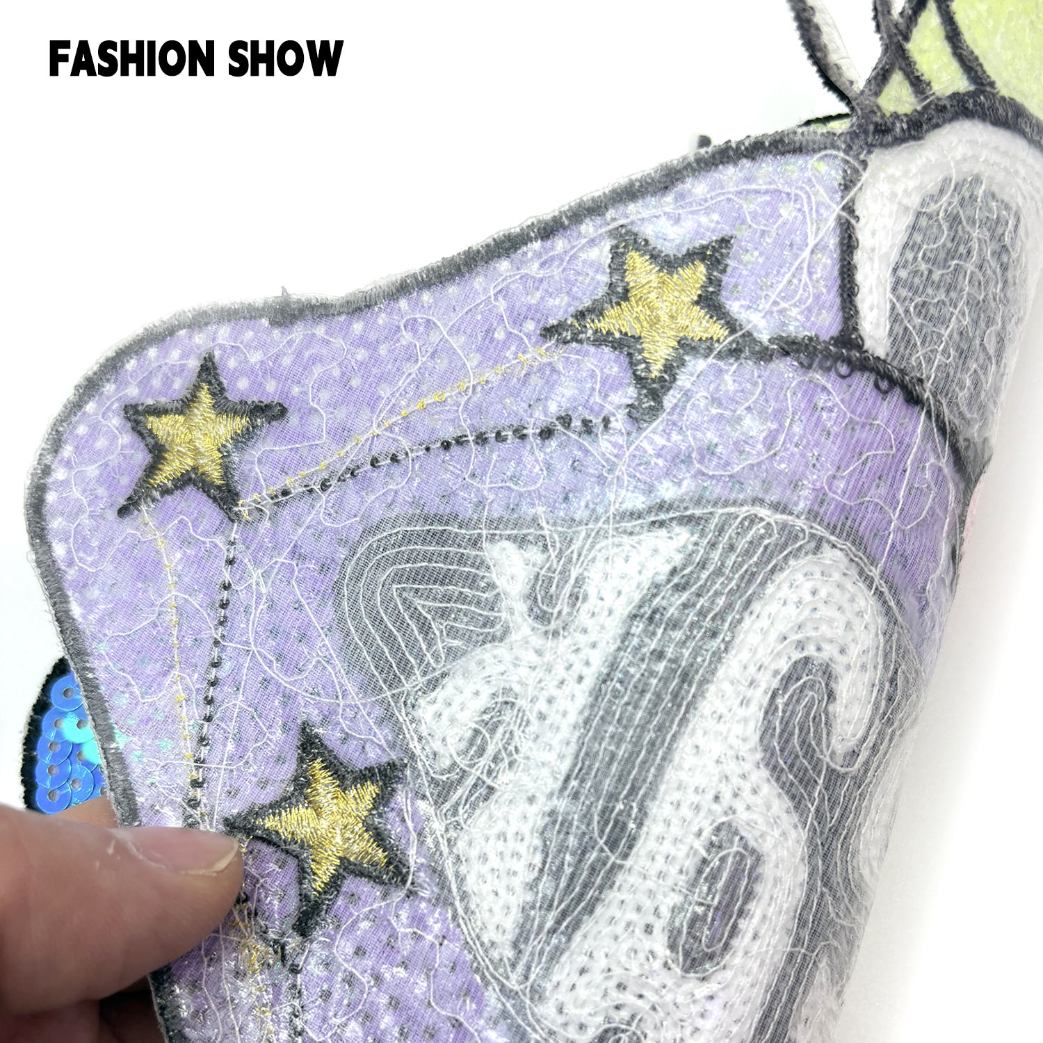 Patch brodé thermocollant DIY  - Embroidery Lips avis et prix